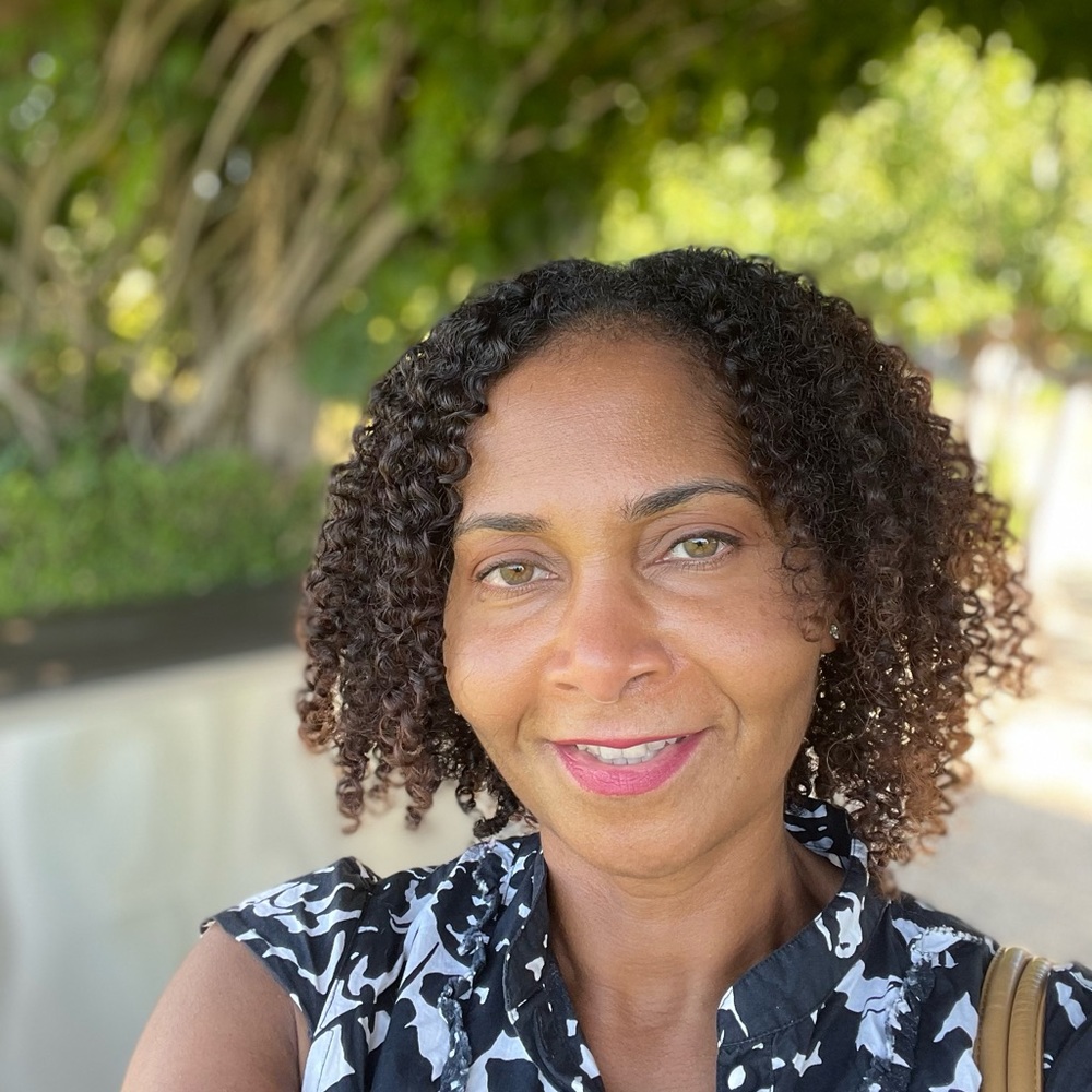 Meet your Posher, Andrea
